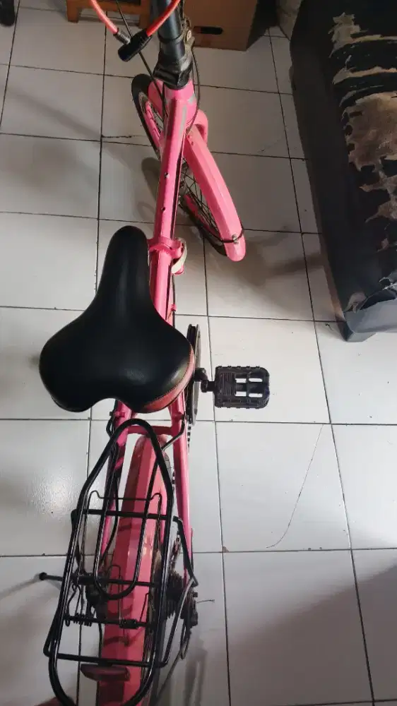 Jual speda bekas seperti Baru