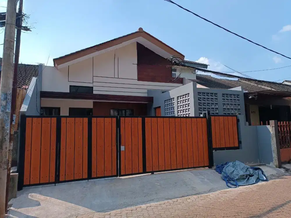 835 Rumah 1 Lt Cantik, Ruangan Sangat Lega & Lebar Dalam Perumahan di Ciputat
