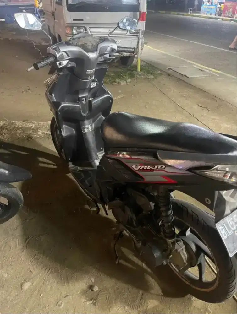 Dijual Honda Vario Tehno 2011