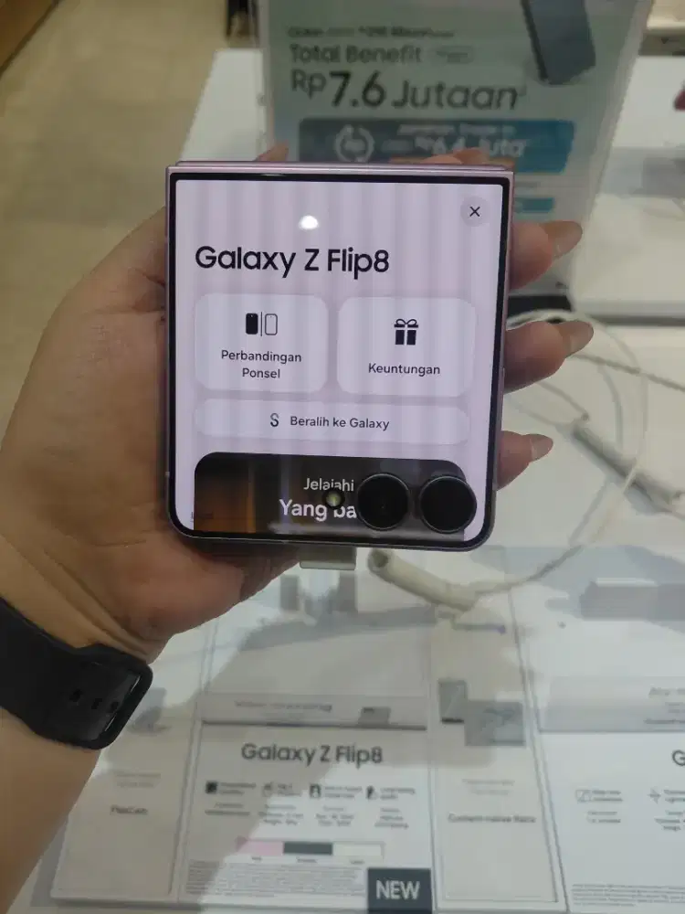 SAMSUNG NEW GALAXY Z FLIP 8