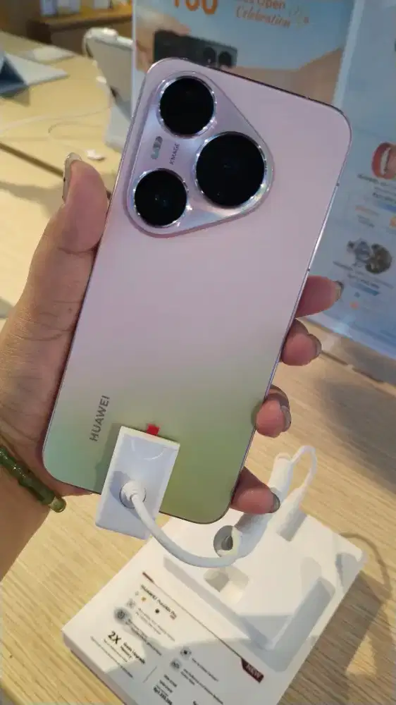 Upgrade HP kalian ke Huawei Pura 90s Series cuman modal KTP aja