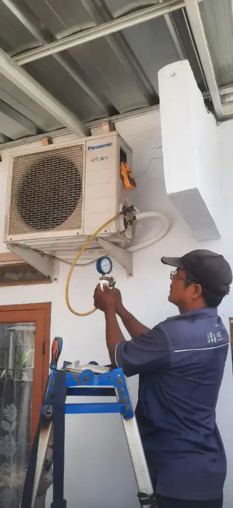 Service AC air conditioner mesin cuci dan kulkas