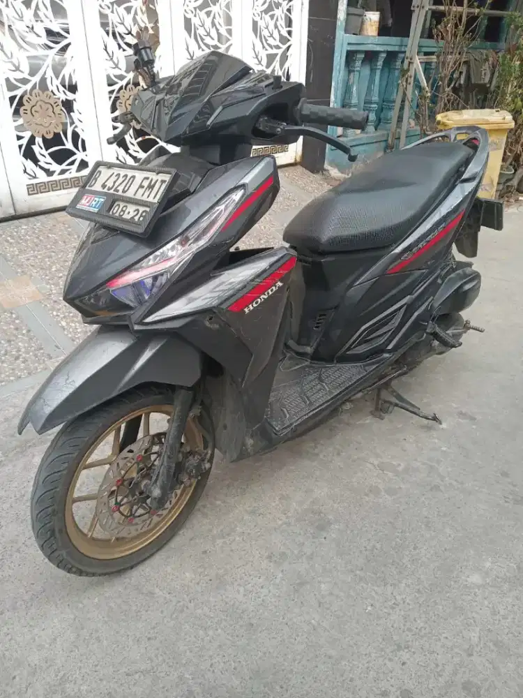 Honda Vario LED 125 2018 ss lengkap mesin bagus plat Bekasi kabupaten