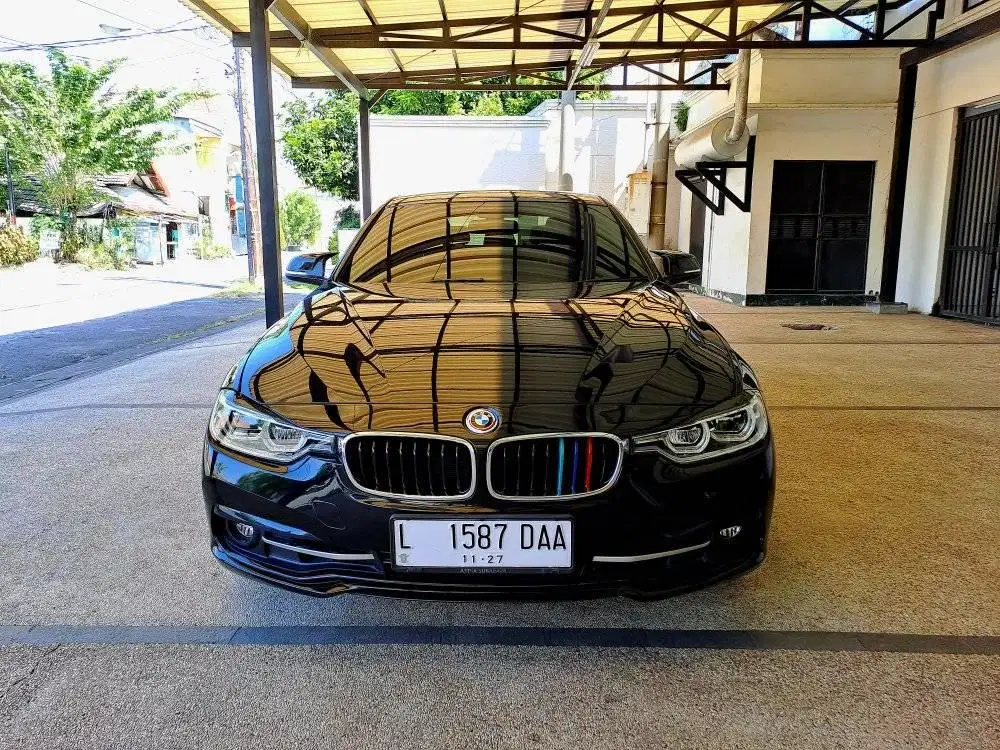 BMW 320i SPORT LCi F30 MATIC 2016