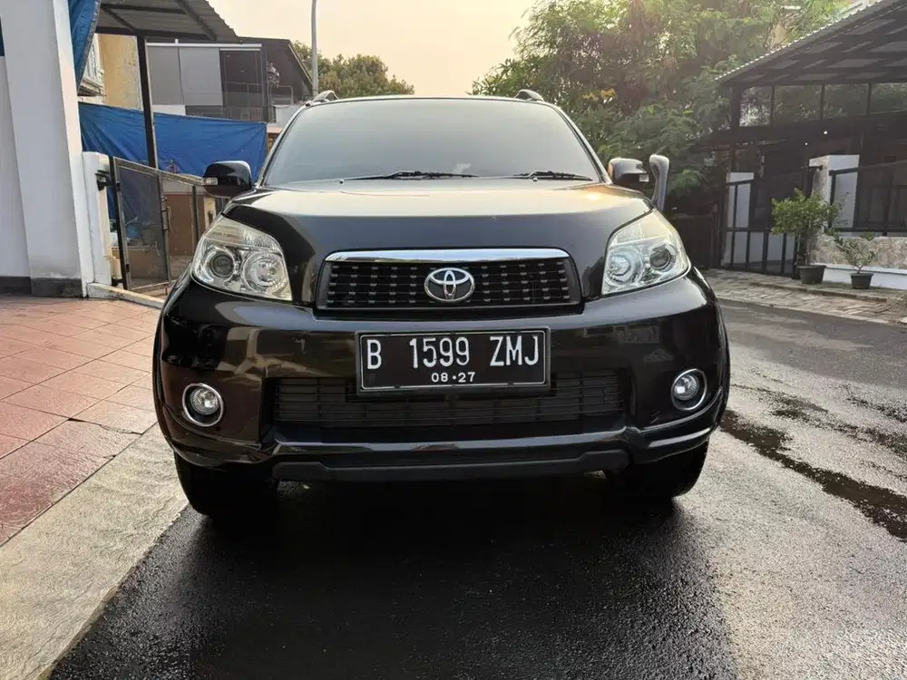 Dijual Toyota Rush type G thn 2012 AT pajak panjang