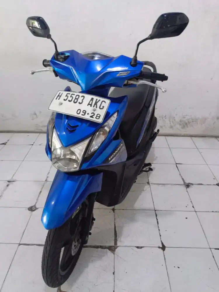 honda beat 2013 biru
