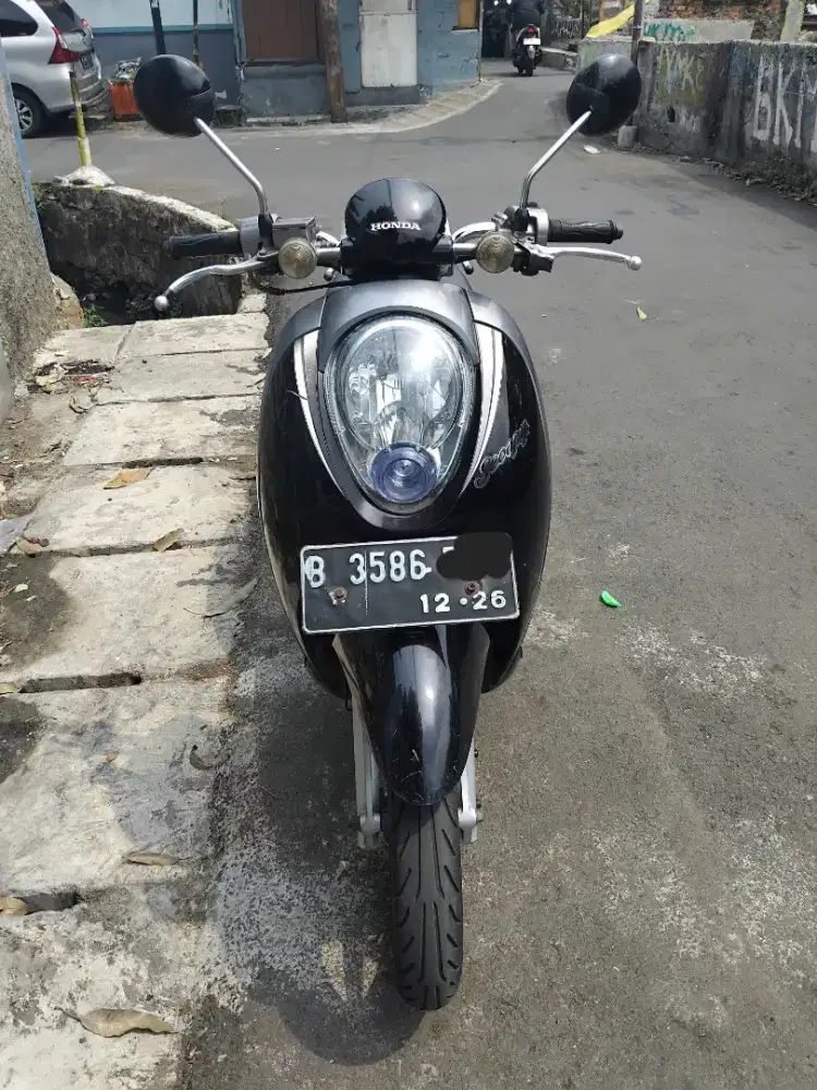 Di Jual Scoopy 2012