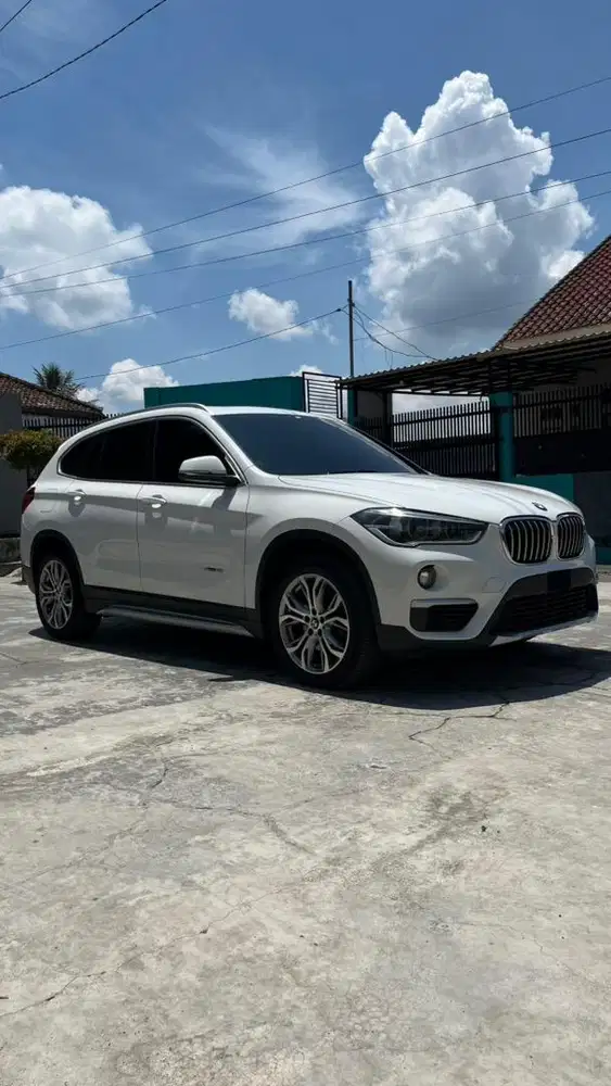 Jual BMW X1 2017 Panoramic Low Odo