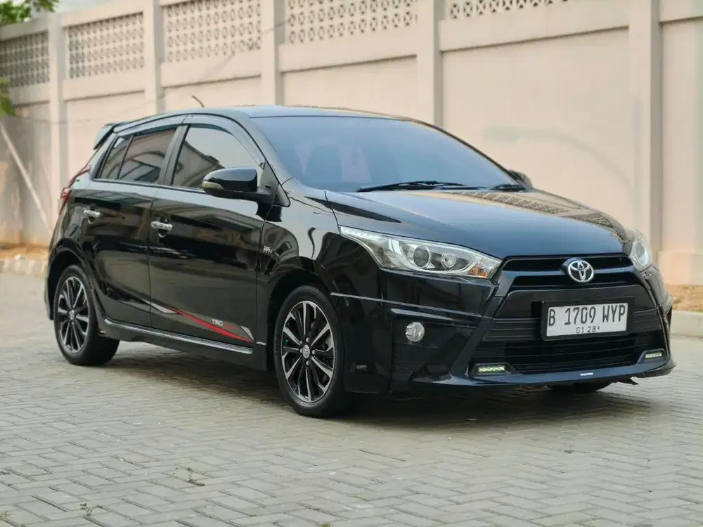 Yaris 1.5 S TRD AT 2017 Low KM Pajak Panjang Mulus Terawat Siap Pakai