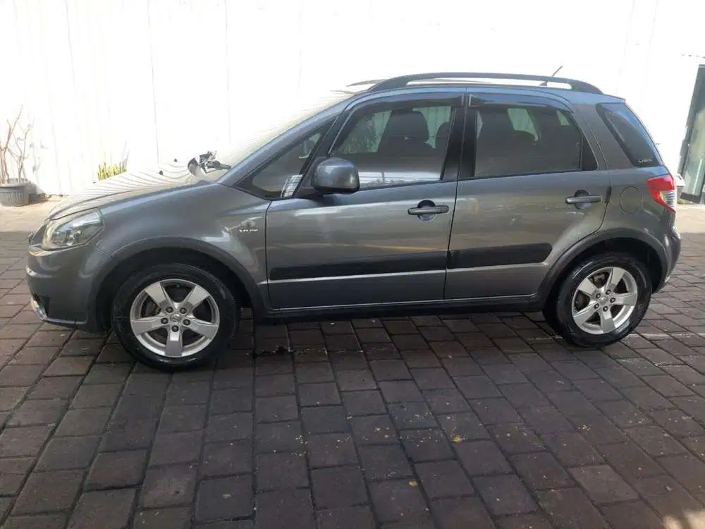 Suzuki SX4 2011 Bensin