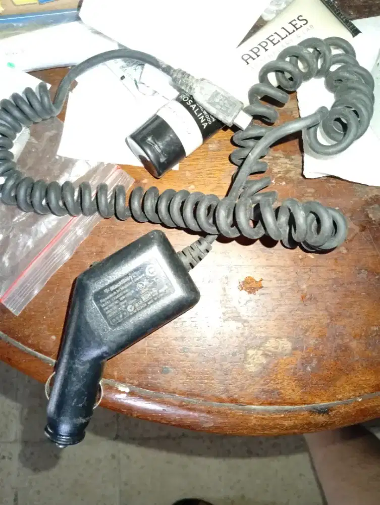 Car charger black edition