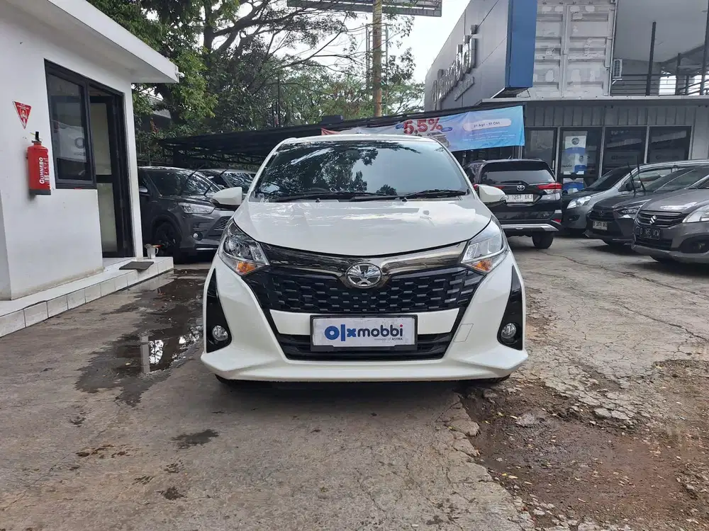 LOW DP Toyota Calya 1.2 G Bensin-AT 2023 7TQ