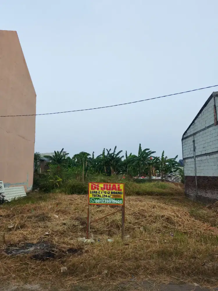 DI JUAL tanah kavlingan 6x12 (2 bidang) Luas total 144 m²