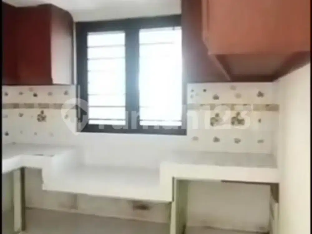 Disewakan Rumah Hook - Daan Mogot Baru, Jakarta Barat