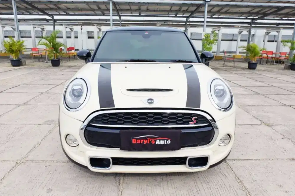 Wow,2014 mini cooper 2.0 S Turbo coupe 3door
F56 panoramic