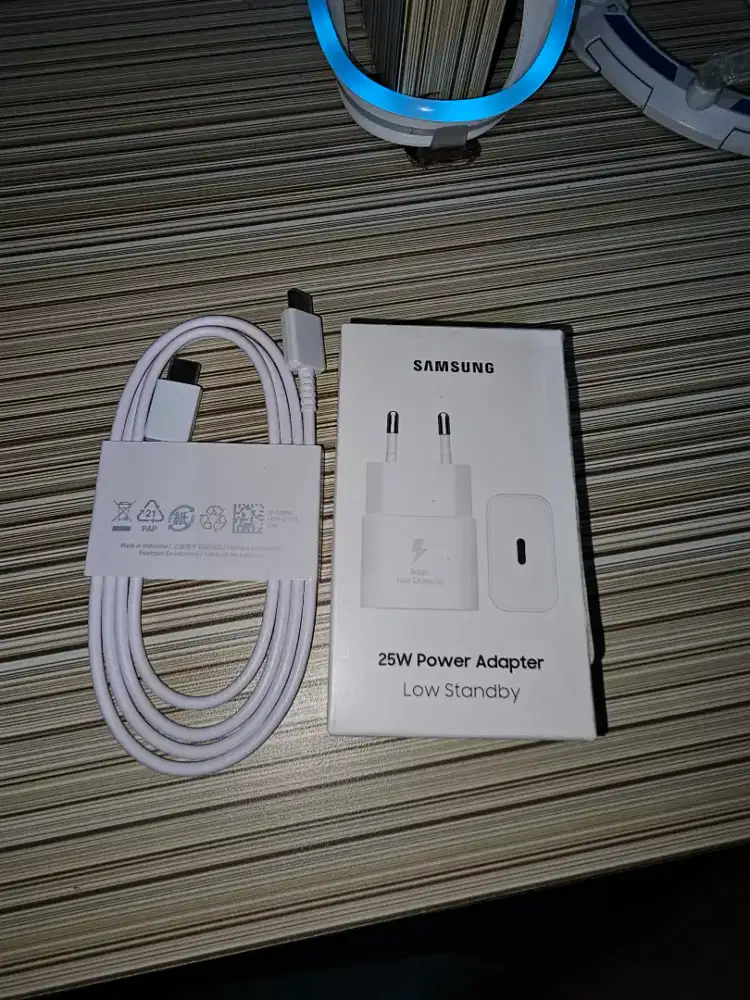 Charger+kabel original samsung 25watt copotan masih segel