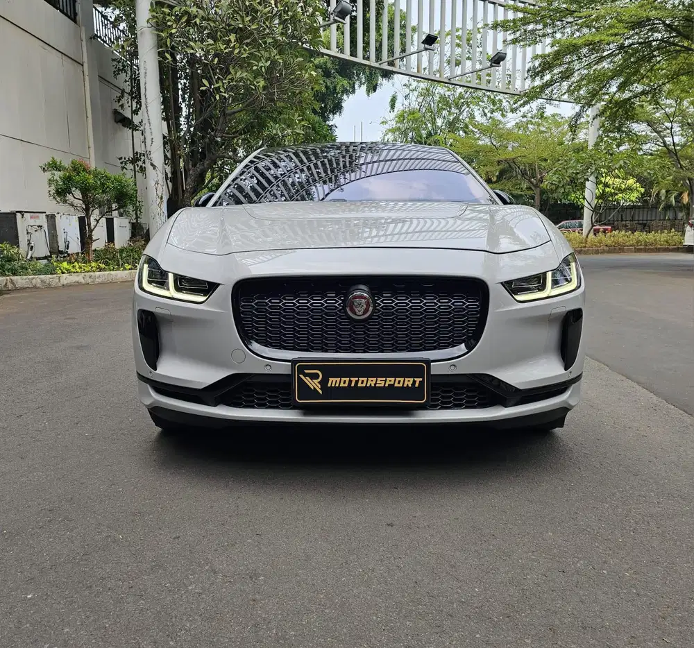 (TDP: 0 + Cashback 500JT) EV Jaguar i Pace 2023 ipace Mobil listrik