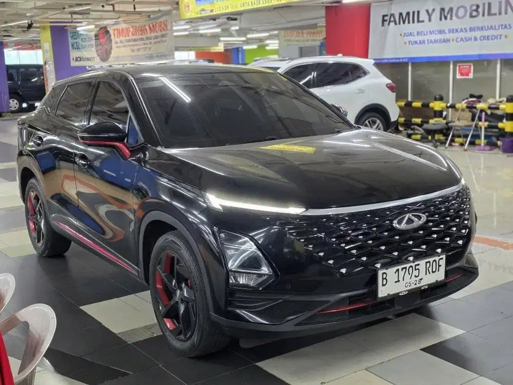Chery Omoda 5 RZ 2023 hitam km17rb