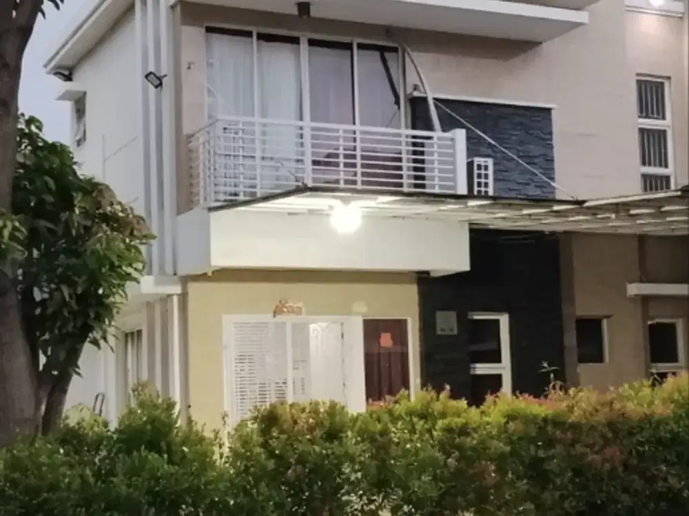 Dijual Rumah Golf Lake Residence Cengkareng Jakarta Barat
