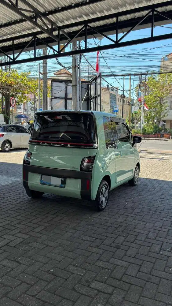 Wuling Air EV Lite 2023 Hijau muda A/T