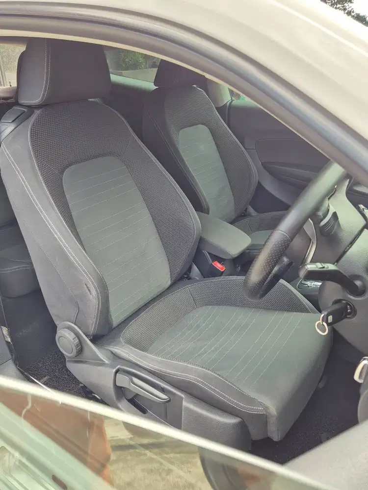 Volkswagen Scirocco 1.4 TSI Automatic DSG 2012