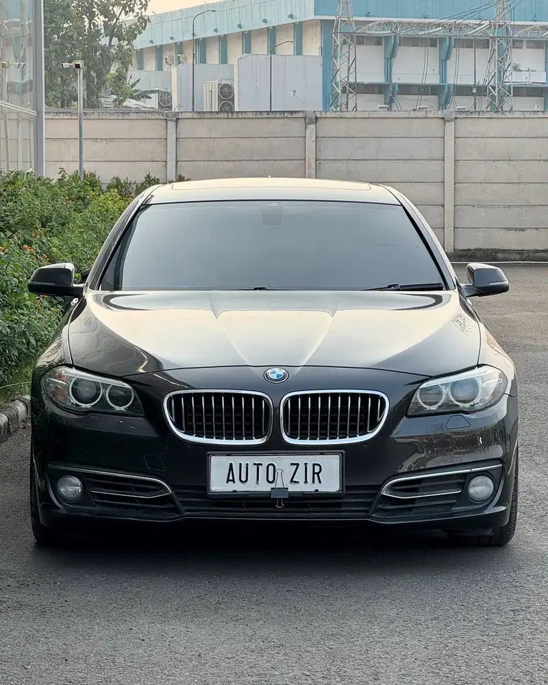 BMW 528i F10 Lux DarkBrown 2014 Tdp Murmer Ori Menarik Bu Antik Simpan