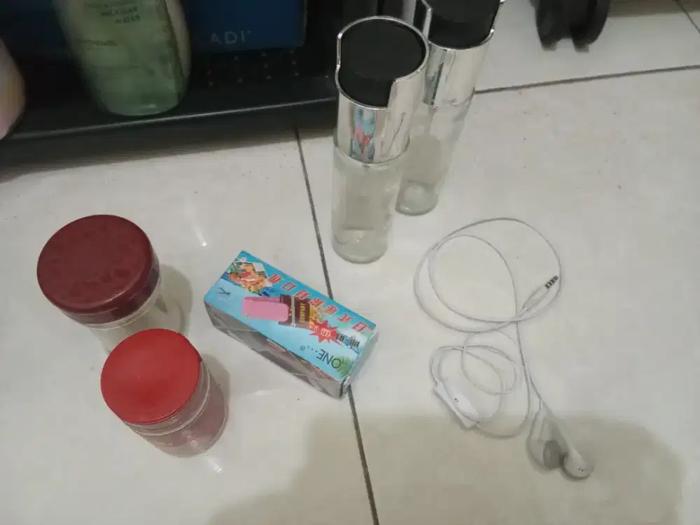 Barang rumah tangga ada baru, ada bekas