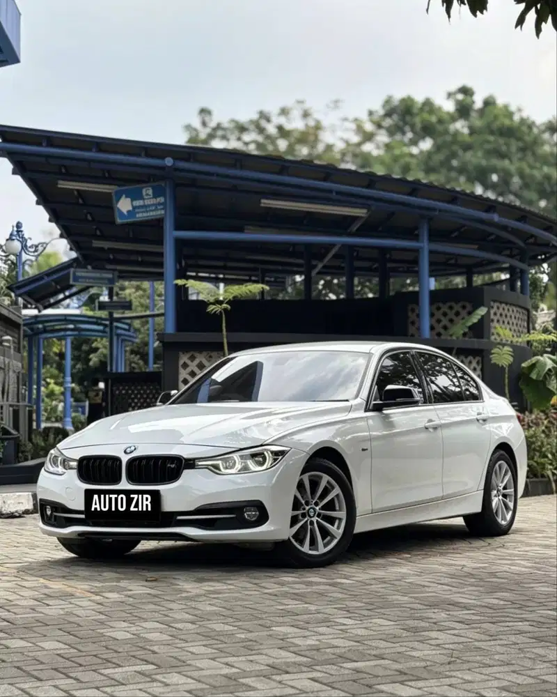 BMW 320i F30 Putih Sport 2017 Tdp Murmer Ori Menarik Bu Antik Simpanan