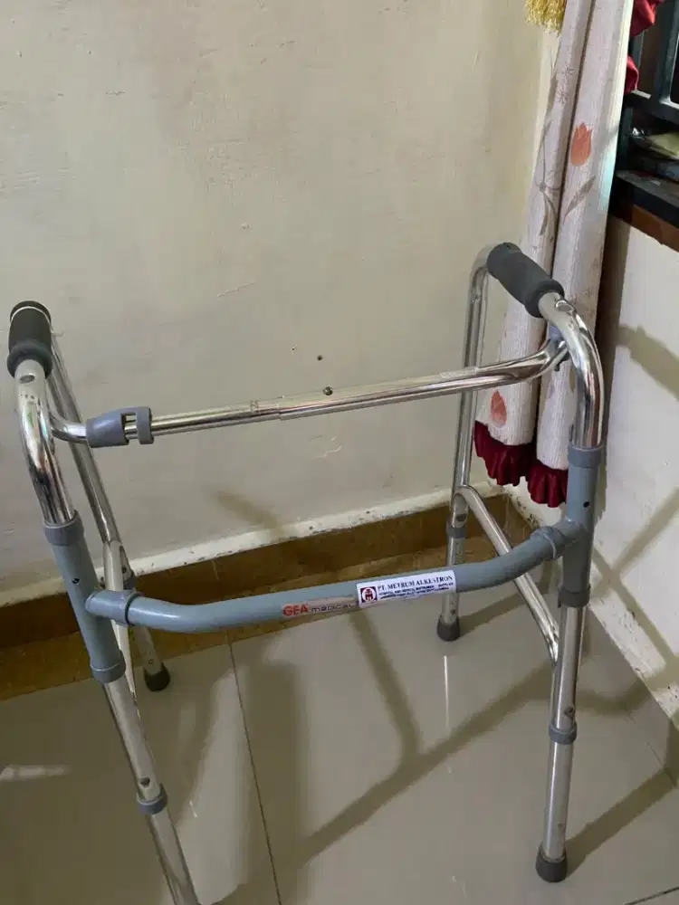 Alat bantu jalan