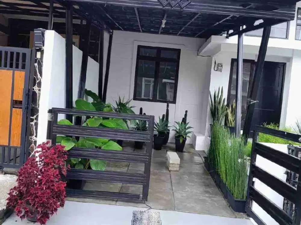 Di jual rumah cantik dengan view gunung di Bukit Rancamaya  Residence Caringin  Bogor