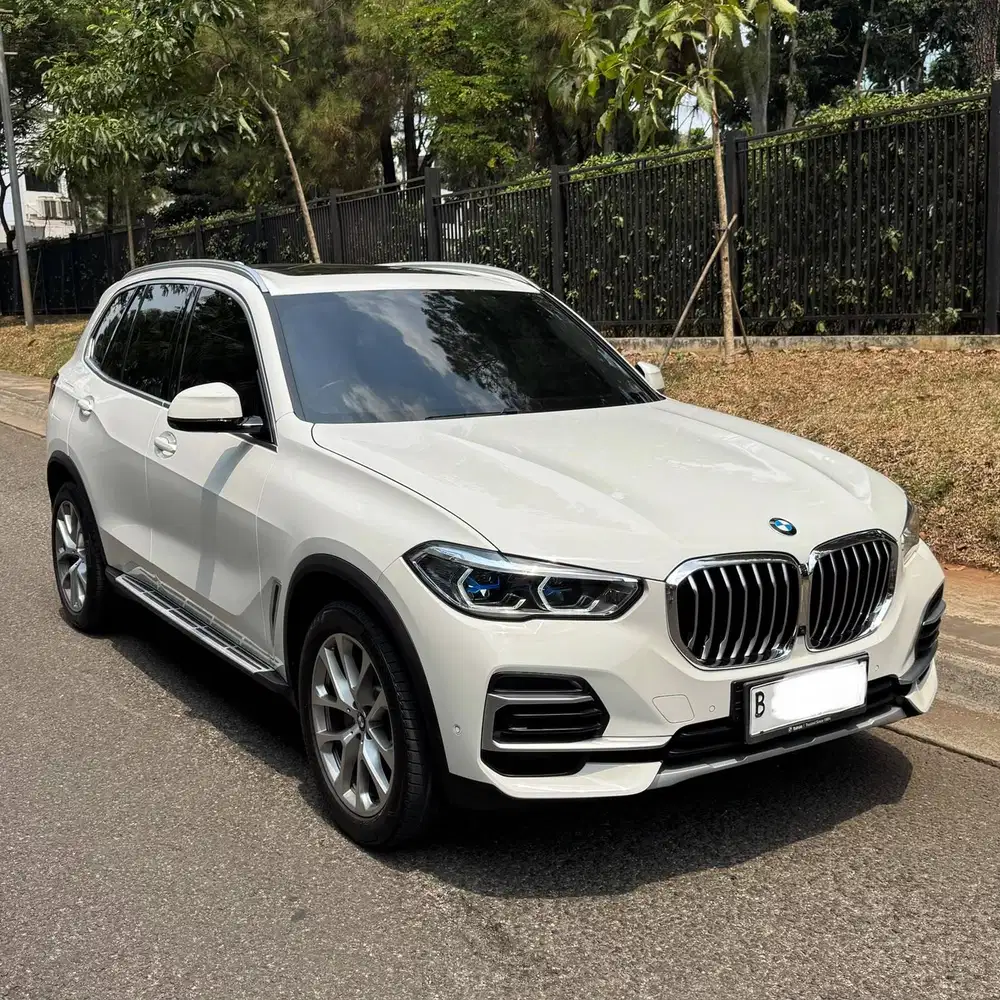 [Km21RB] BMW X5 XDrive40i 7-Seater AT 2023 Putih