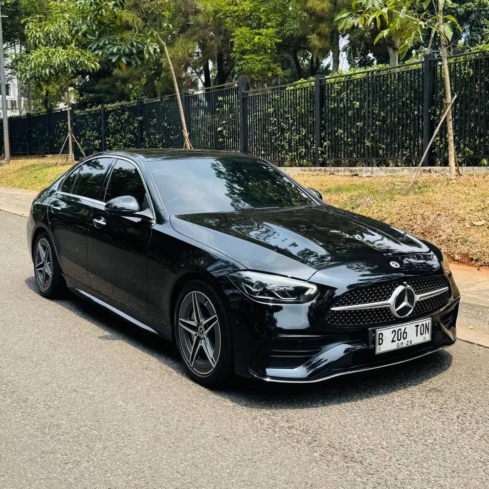 [Km19RB] Mercedes Benz C300 AMG 2023 Hitam
