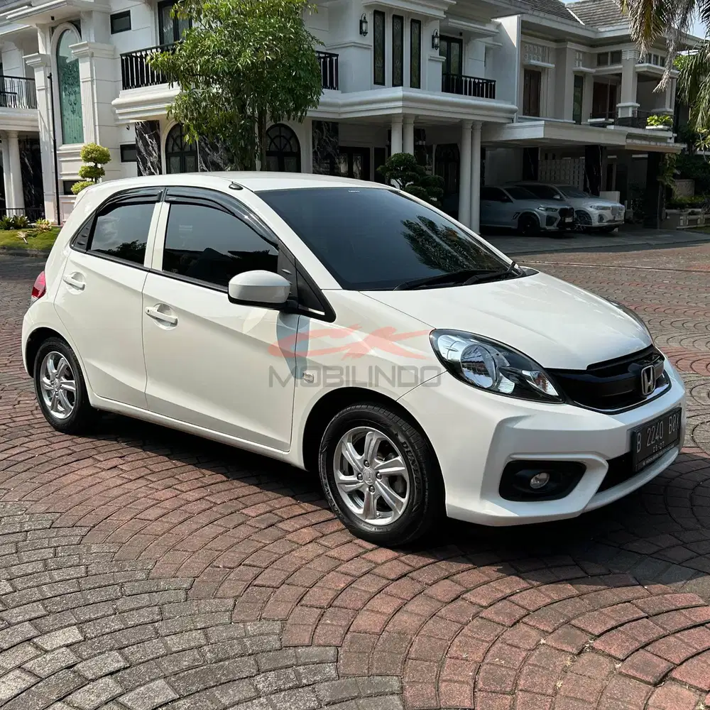 BRIO E CVT 2017 PUTIH ANGSURAN MURAH PEMAKAIAN 2018