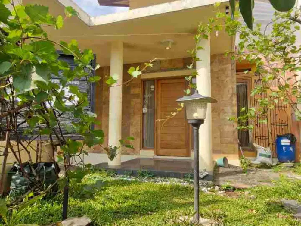 MENARIK!! Rumah Siap Huni Dalam Perumahan Elite Area jl. Kaliurang km 9 Dekat Kampus UGM & UII