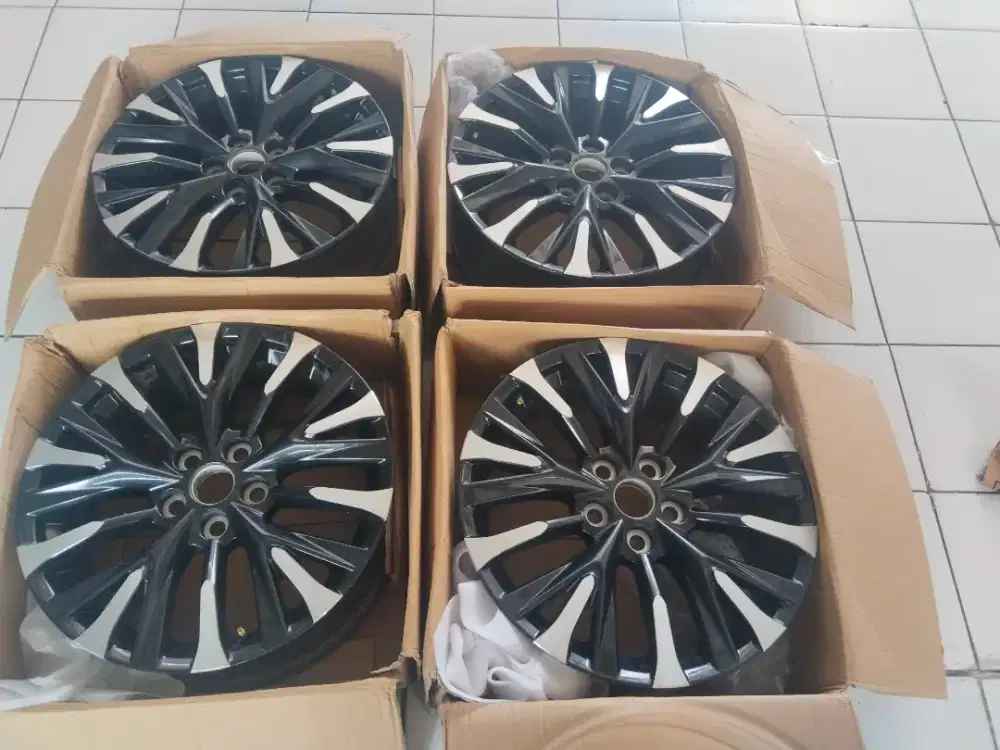 Velg R19 Oem Alphard Hybrid 2026 Original