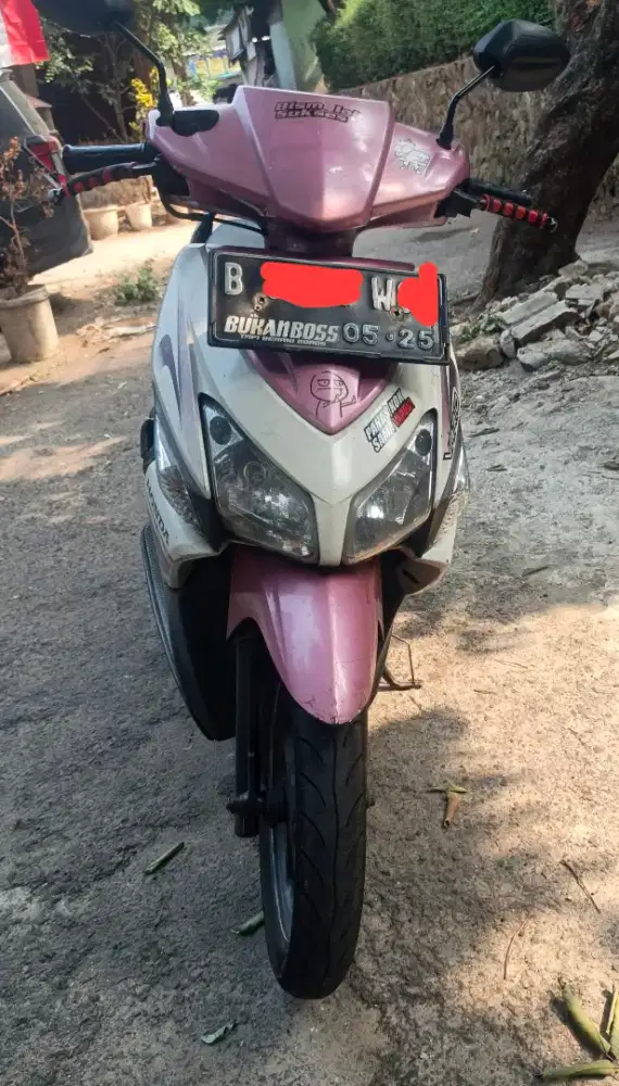 Vario 110 karburator 2010 warna putih