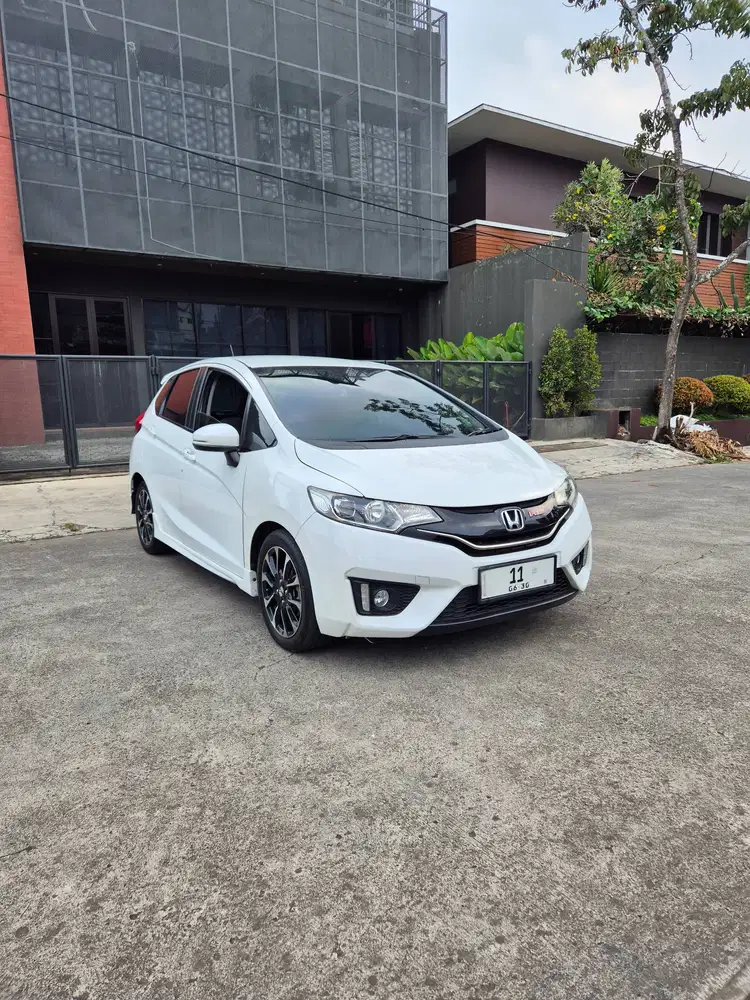 Honda Jazz 1.5 RS CVT Automatic 2016