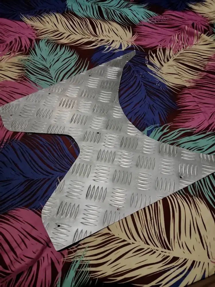 bordes pijakan kaki besi vario 125/150