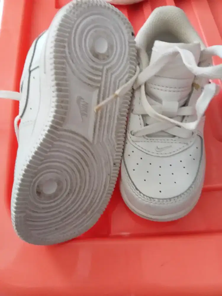 Sepatu anak NIKe