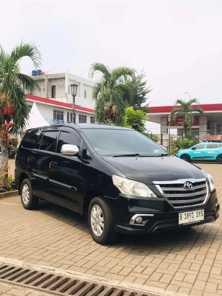 Toyota Kijang Innova 2014 Bensin