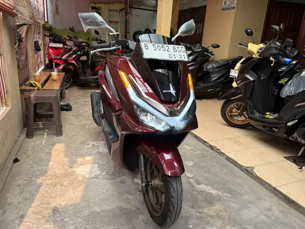 KM 1RB HONDA PCX 160 ROADSYNC 2026 BLN 1 NIK 2025 DI CILEDUG HARGA PAS