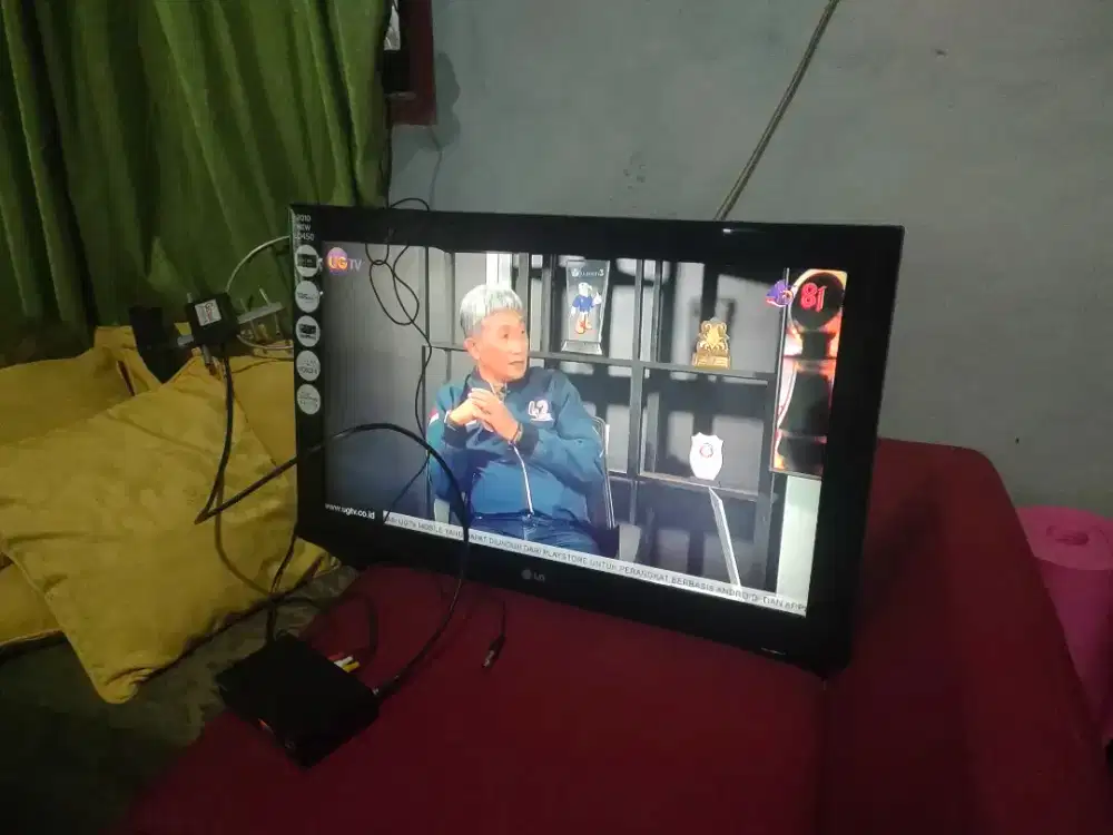 TV LG dengan setop box 32inc