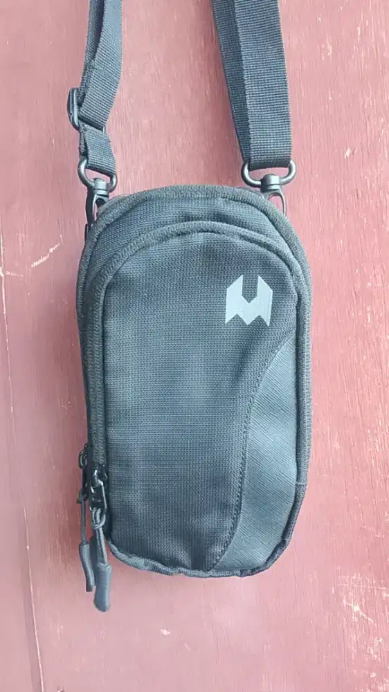 Tas selempang handphone