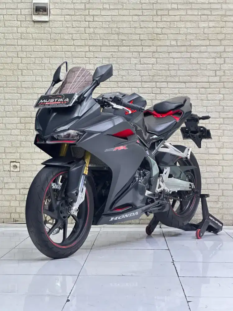 Perfect Condition!!Honda CBR 250RR 2017 Odo18rb Plat AE Mulus-Mustika
