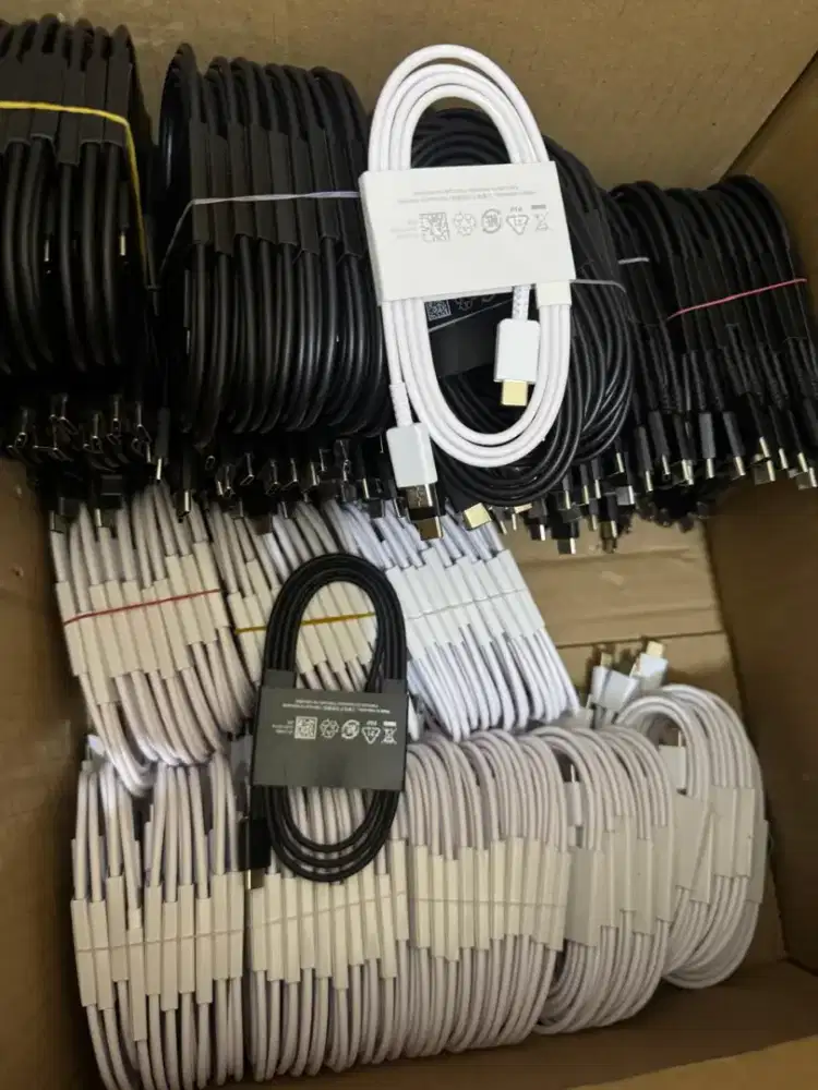 Adapter Iphone Samsung dan Kabel data Original