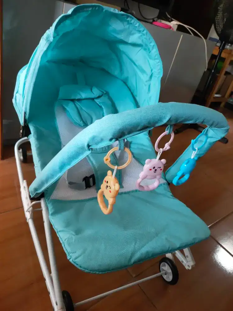 Bouncer, kursi / tidur bayi