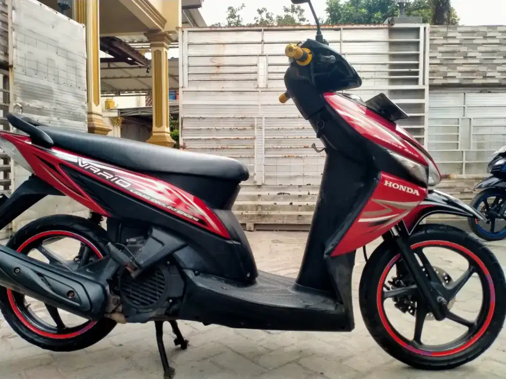 Honda Vario lengkap motor sehat walafiat keterangan detail dibawah