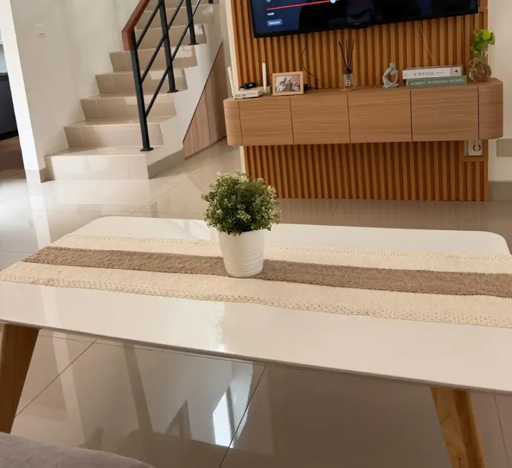 Dijual Meja Ruang tamu Atria