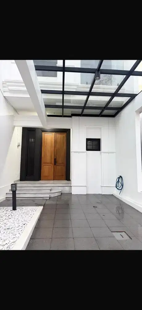 Rumah dijual di kavling polri ragunan