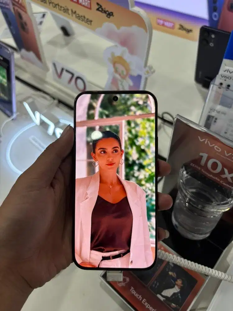 Vivo V70 Snapdragon 7 Gen 4
